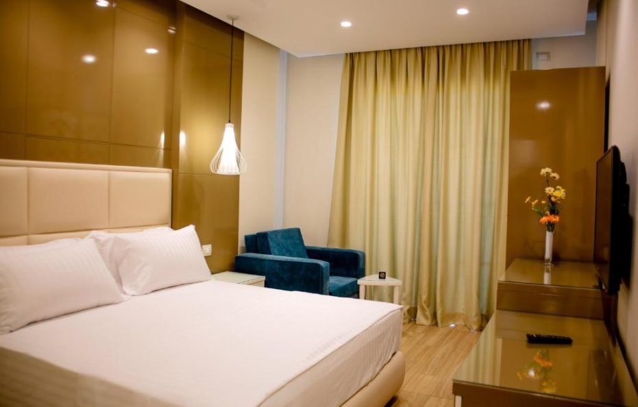 Deluxe Family Room with Balcony – Ground Floor