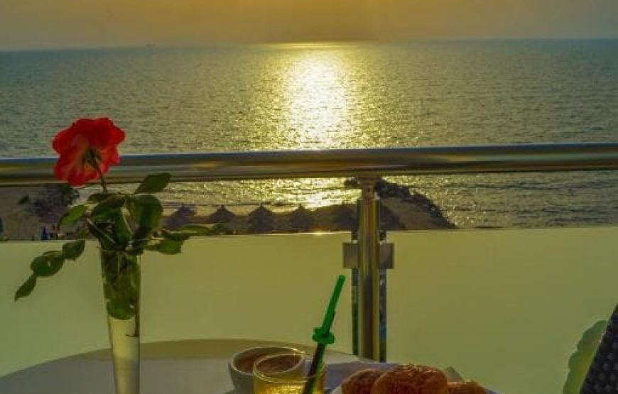 Double Room with Balcony and Sea View