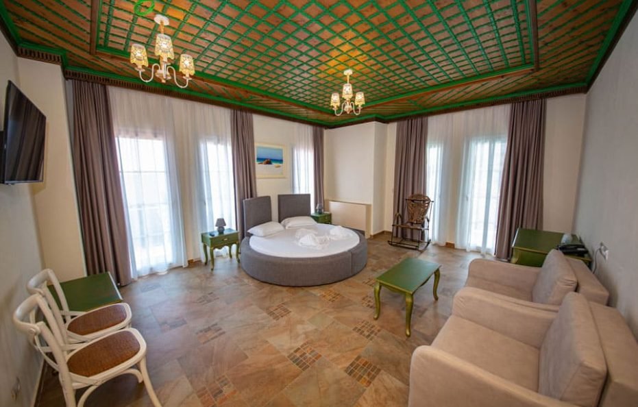 Queen Room with Sea View