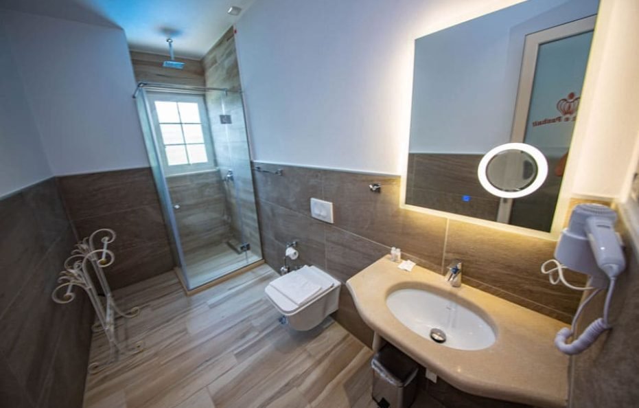 Queen Room with Sea View