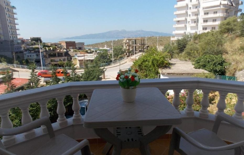 Apartment with Sea View Balcony