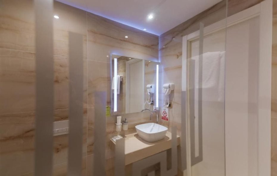 Superior Side Sea View Room