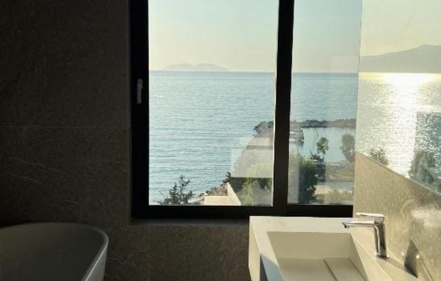 Deluxe Triple Room with Sea View