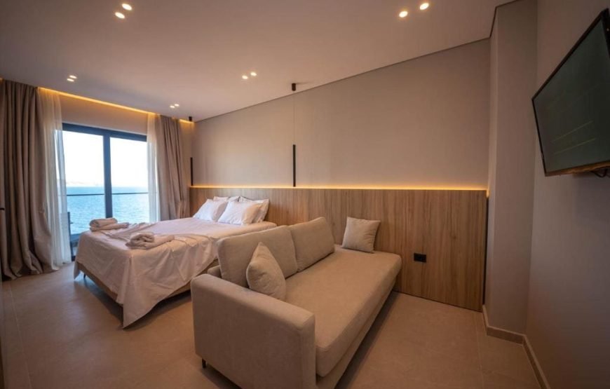 Deluxe Triple Room with Sea View