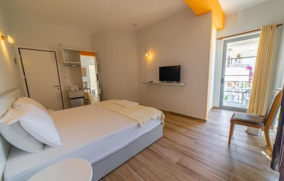 Double Room Balcony with Sea View