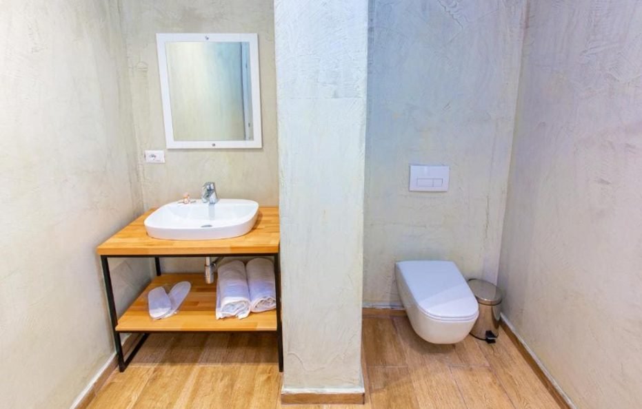 Double or Twin Room with French Balcony