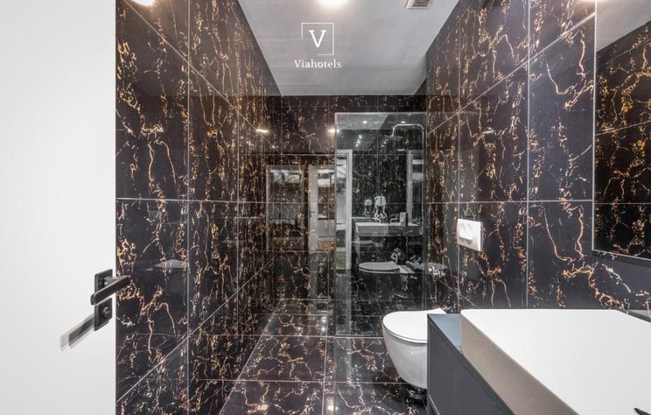 Double or Twin Room with Spa Access