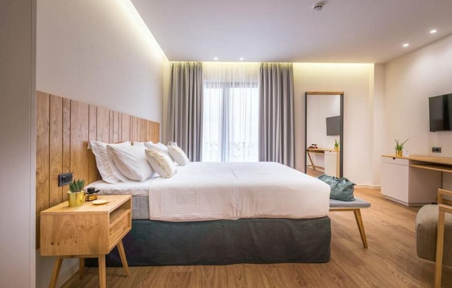 Family Room With Balcony and Side Sea View