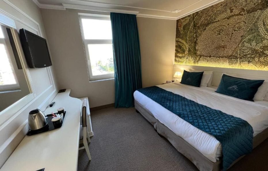 Standard Room Pool View