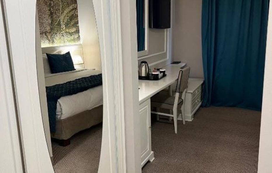 Standard Room Pool View