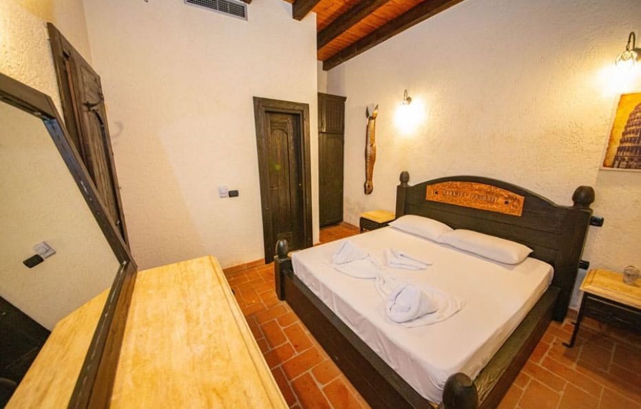 FAMILY ROOM WITH BALCONY MOUNTAIN  VIEW