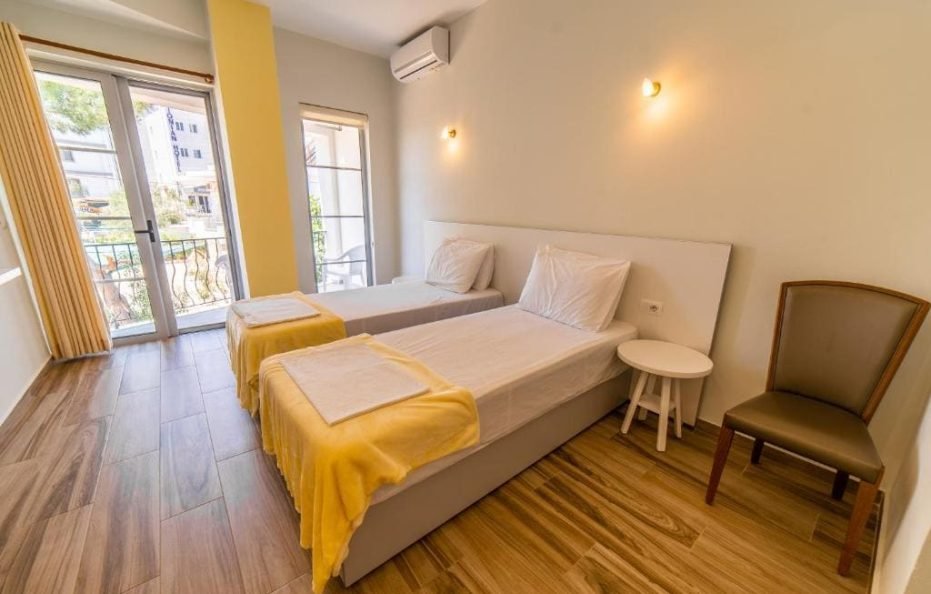 Twin Room with Balcony