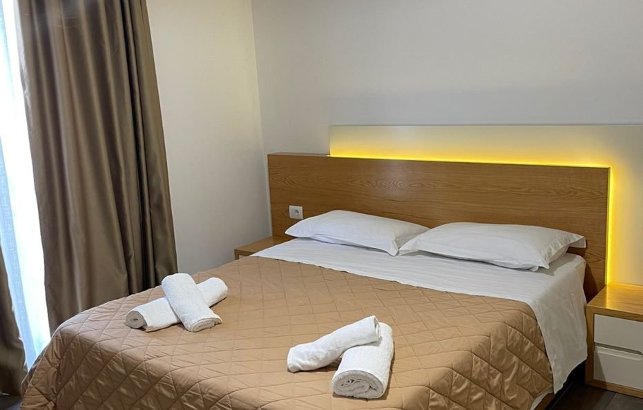 One Bedroom Apartment