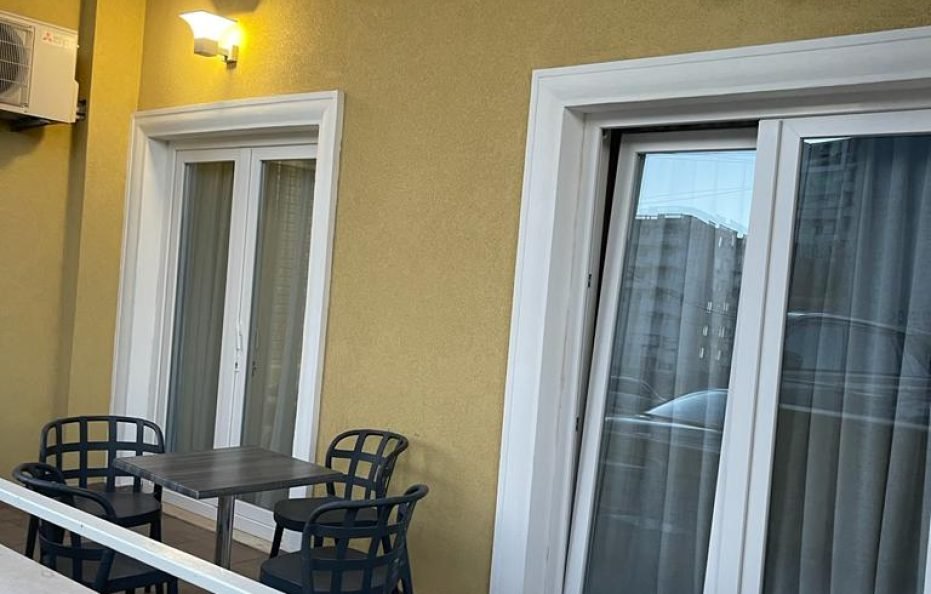 One Bedroom Apartment