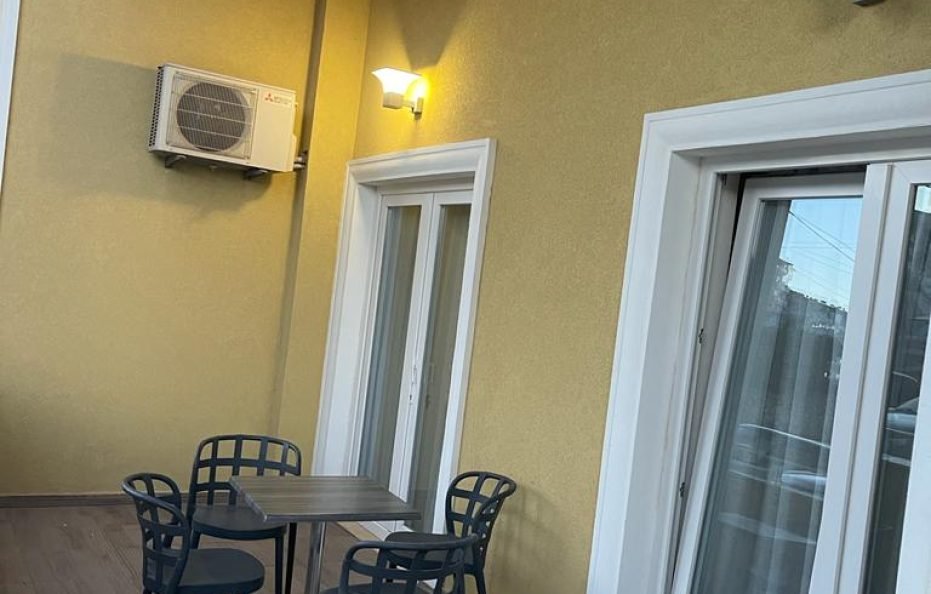 One Bedroom Apartment