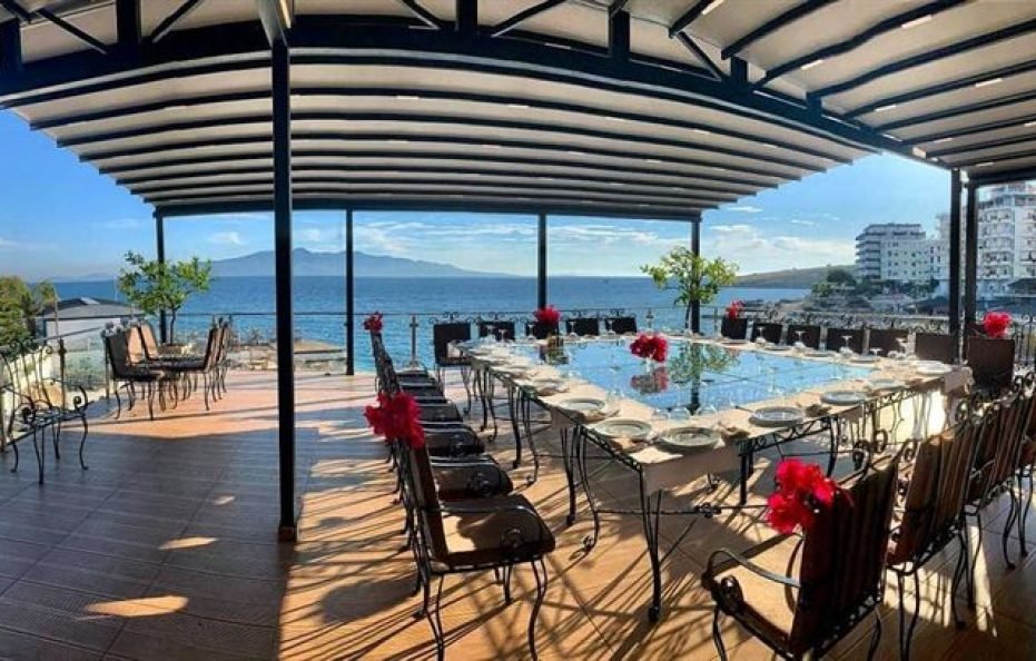 Standard Triple Room with Balcony and Side Sea View