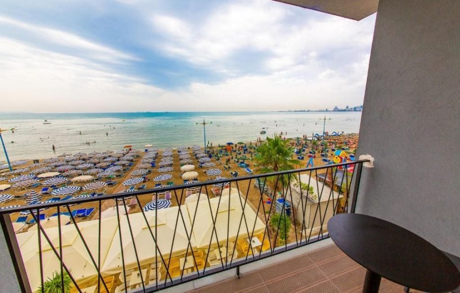 Family Suite with Balcony and Sea View