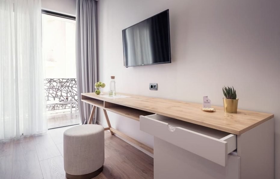 Double or Twin Room With Side Sea View