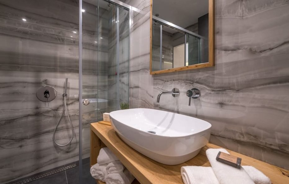 Junior Suite With Balcony and Side Sea View