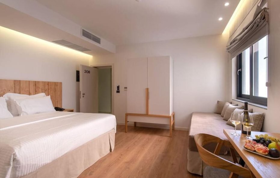 Triple Room With Side Sea View