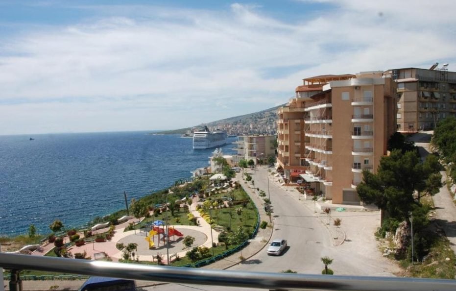 Deluxe Twin Room with Balcony and Sea View