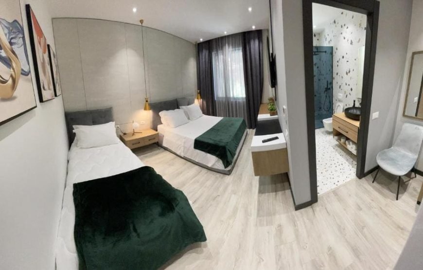 Deluxe Triple Room