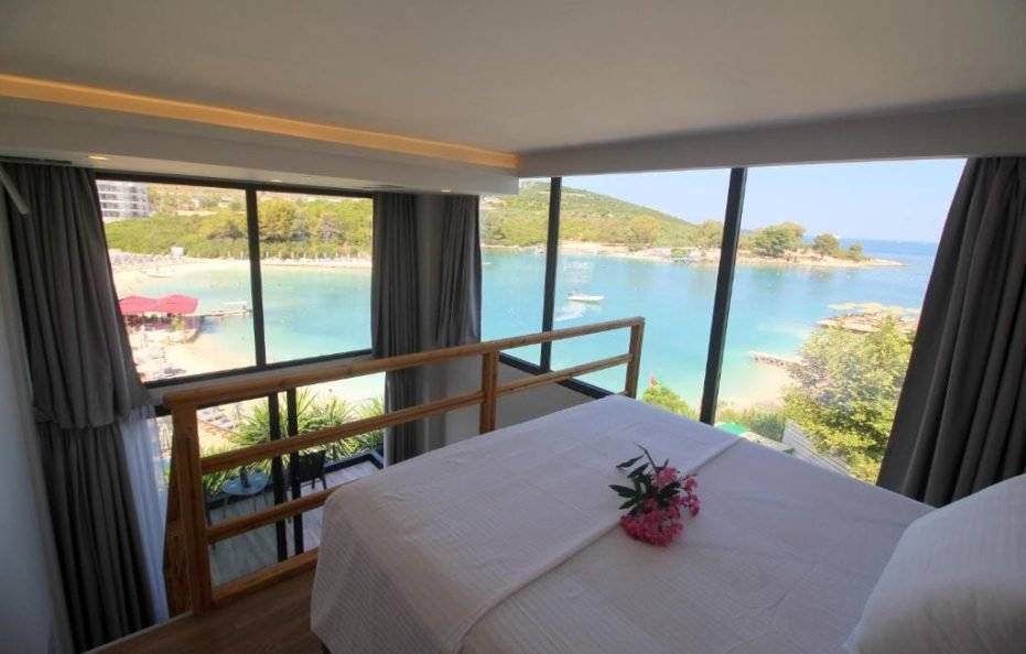 Deluxe Duplex Sea View