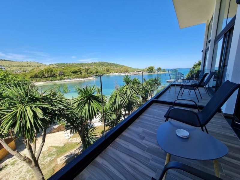 Duplex Family Room Sea View