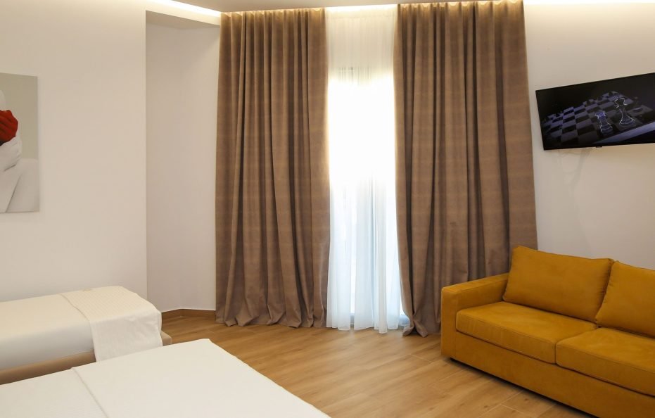 Deluxe Suite With Balcony and Sea View