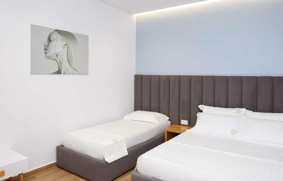 Triple Room with Balcony and Sea View