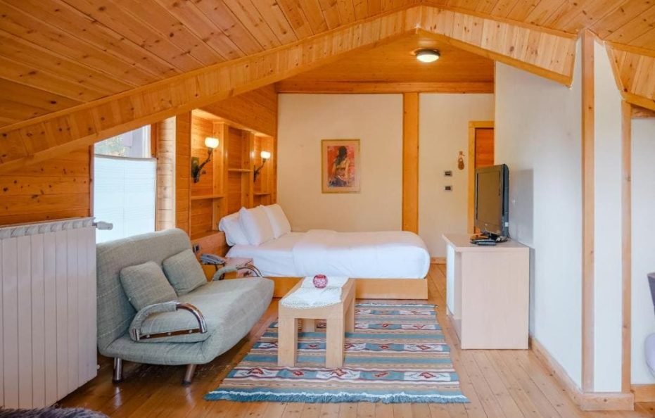 Room “E Bukura e dheut”