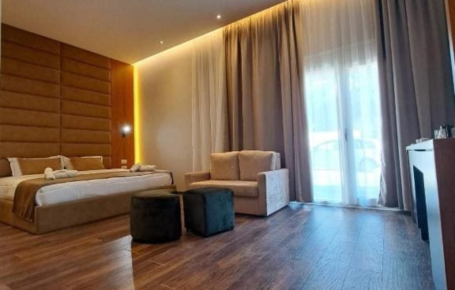 Triple Room Garden-View