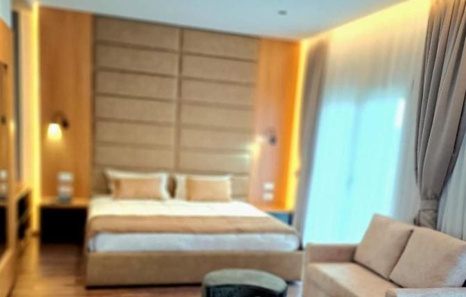 Triple Room Hill-View