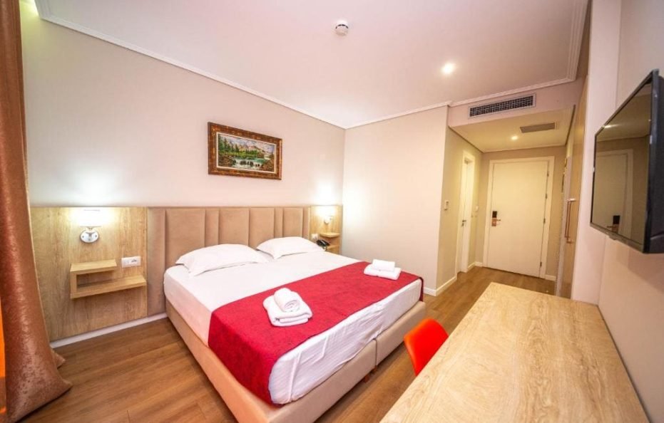 Deluxe Double/Twin Room with balcony