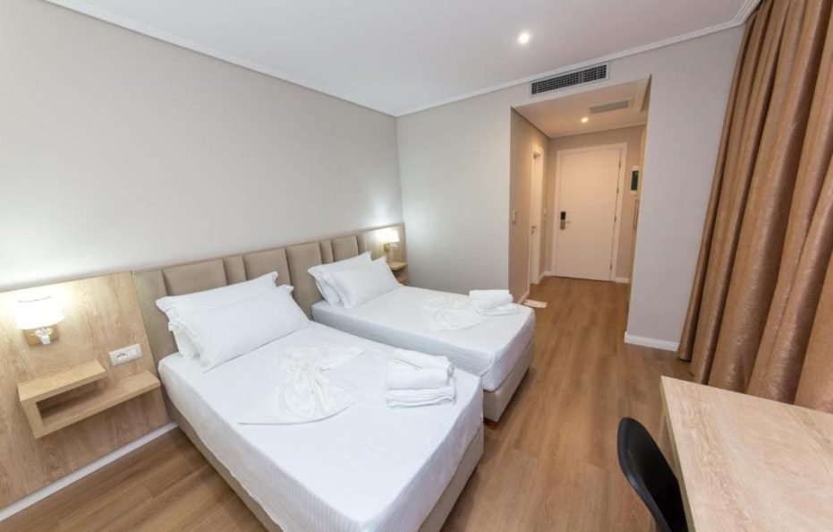 Deluxe Double/Twin Room with balcony