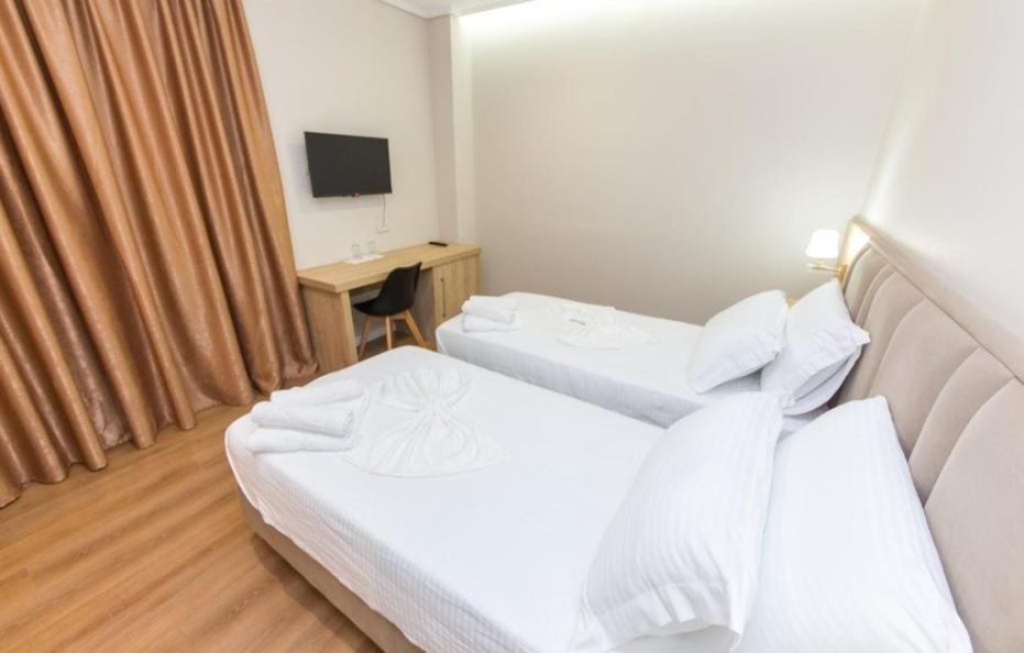 Deluxe Double/Twin Room with balcony