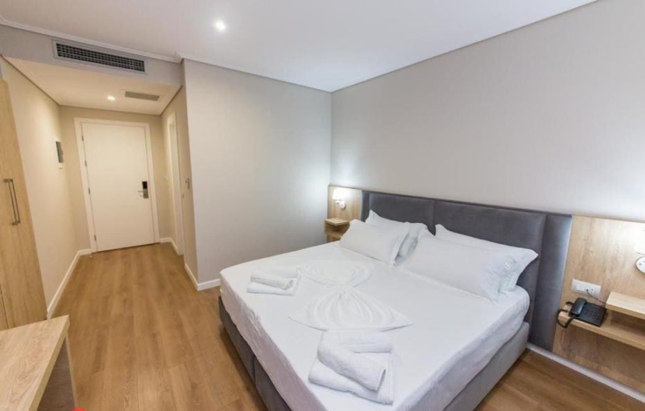 Deluxe Double/Twin Room with balcony