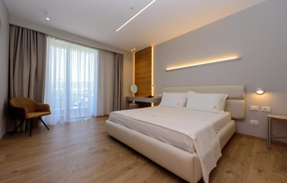 DOUBLE ROOM WITH SEA VIEW