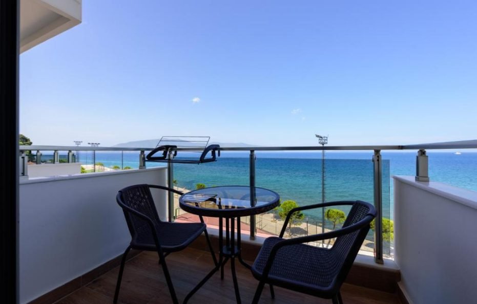 DOUBLE ROOM WITH SEA VIEW