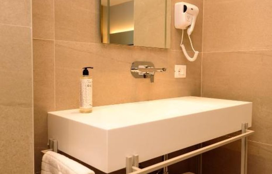 DOUBLE ROOM WITH SEA VIEW