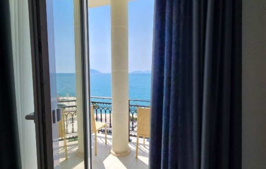 Superior Family Suite with Balcony SV