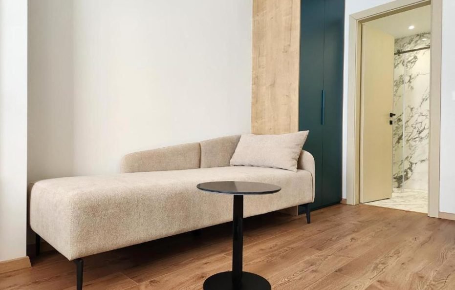 Superior Triple Room with Balcony SV