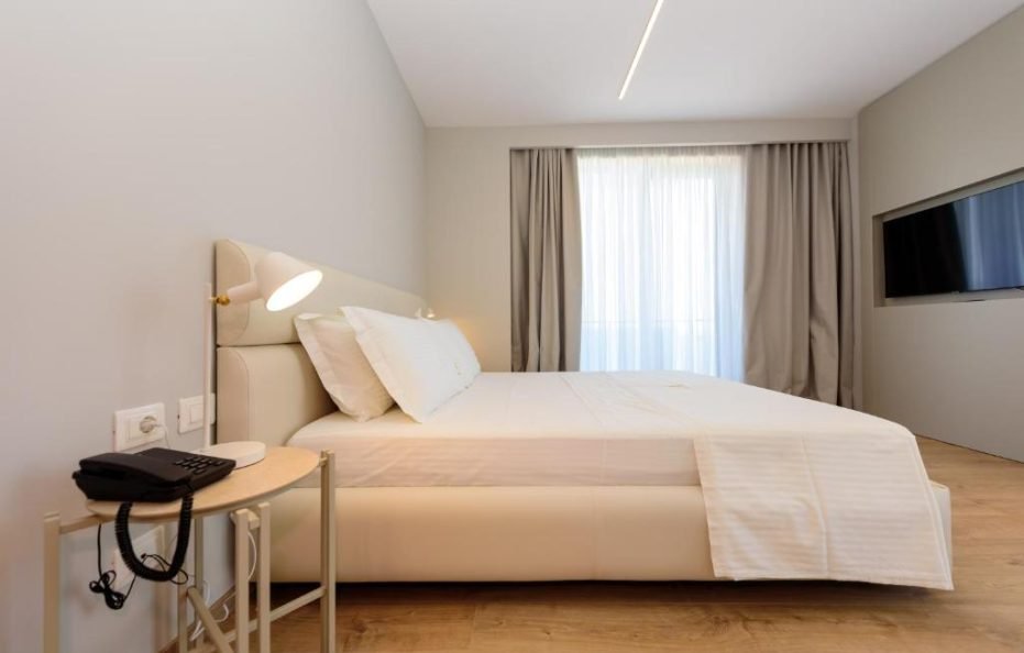 JUNIOR SUITE WITH SEA VIEW