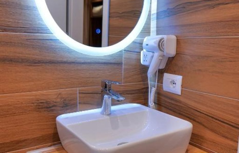 Economy Double Room with Sea View