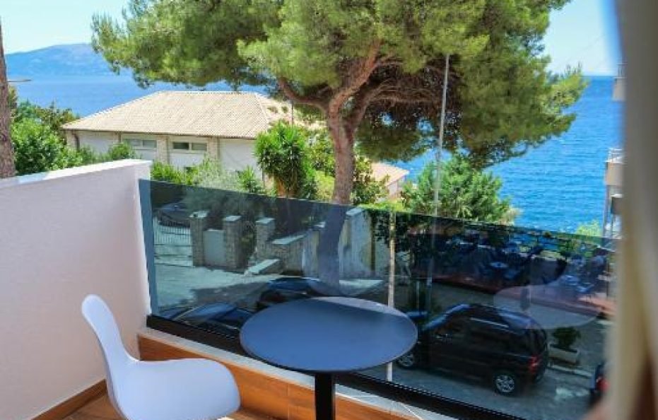 Economy Double Room with Sea View