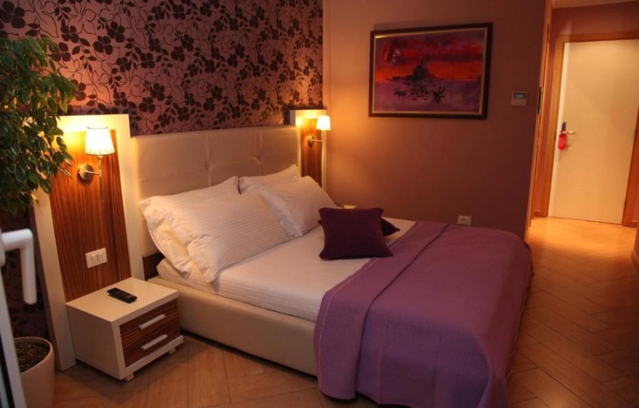 Standard Double Room with Balcony SV