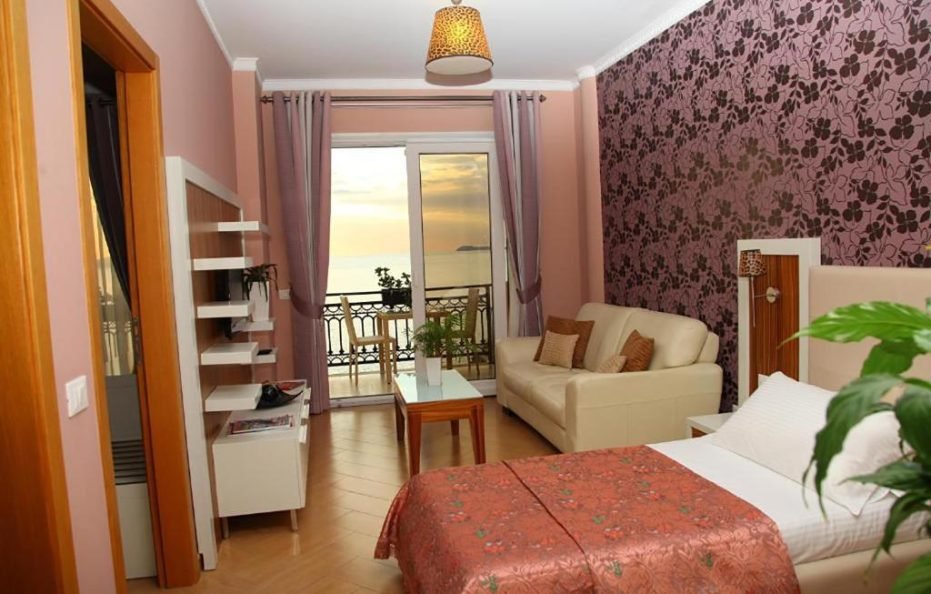 Standard Family Suite with Balcony SV