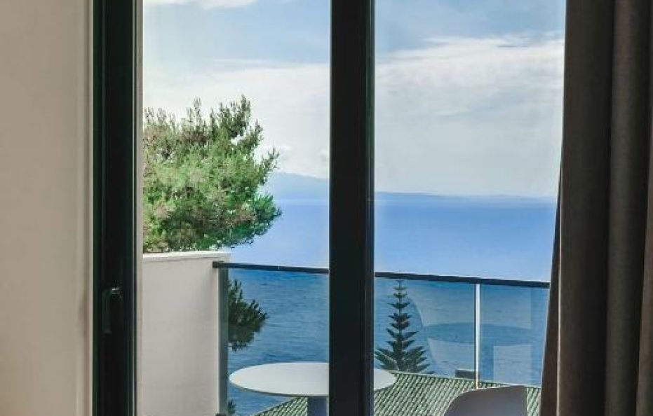 Economy Double Room with Sea View