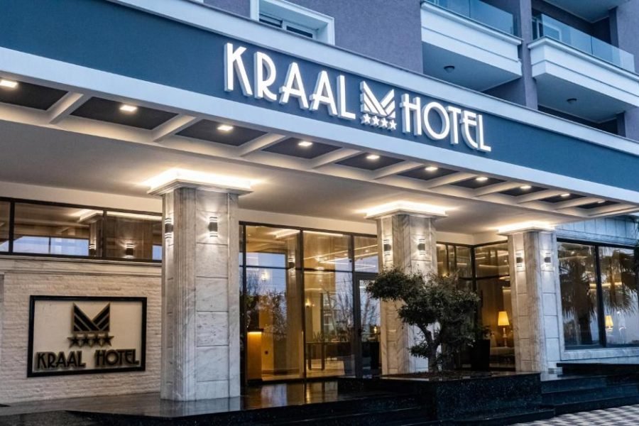 Kraal Hotel Vlore