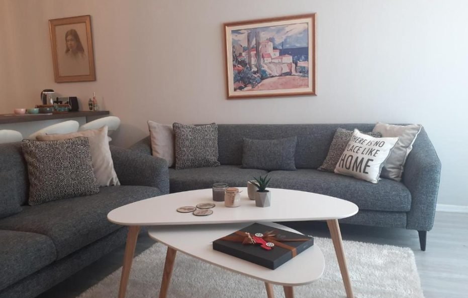 Allure Violin Apartment